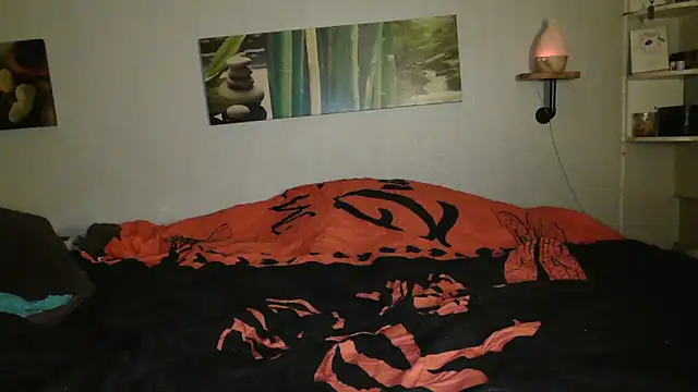 Snapshot of matrikes1 chatting on 25, 1, 2025 matrikes1 online show from 25, 1, 2025