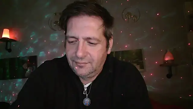 Snapshot of matrikes1 chatting on 27, 1, 2025 matrikes1 online show from 27, 1, 2025