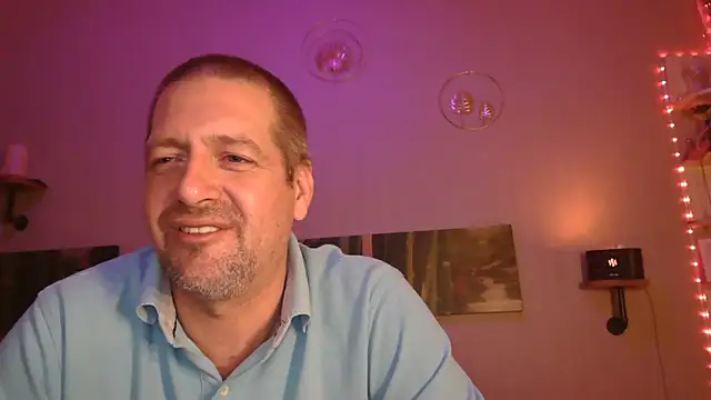 Snapshot of matrikes1 chatting on 14, 2, 2025 matrikes1 online show from 14, 2, 2025