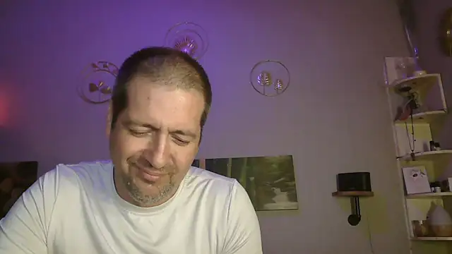 Snapshot of matrikes1 chatting on 22, 2, 2025 matrikes1 online show from 22, 2, 2025