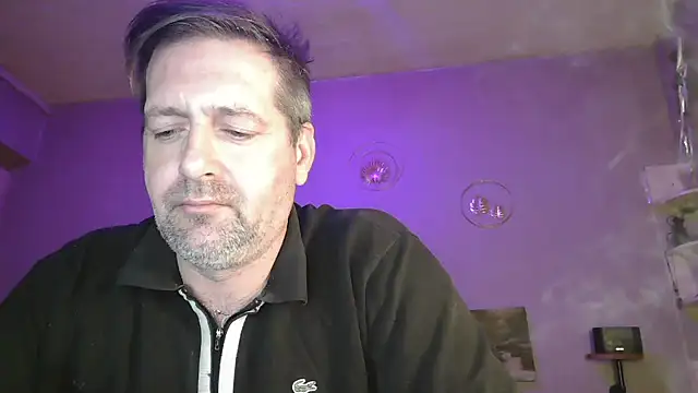 Snapshot of matrikes1 chatting on 3, 3, 2026 matrikes1 online show from 3, 3, 2026