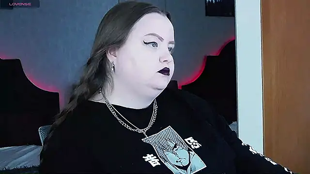 Snapshot of EMMA__CONNOR chatting on 9, 12, 2024 EMMA CONNOR online show from 9, 12, 2024