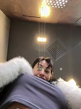 Snapshot of Wet__Bunny chatting on 7, 2, 2025 Wet Bunny online show from 7, 2, 2025