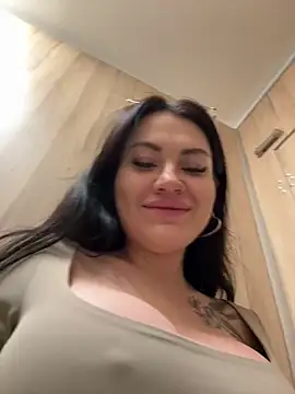 Snapshot of Wet__Bunny chatting on 10, 3, 2025 Wet Bunny online show from 10, 3, 2025