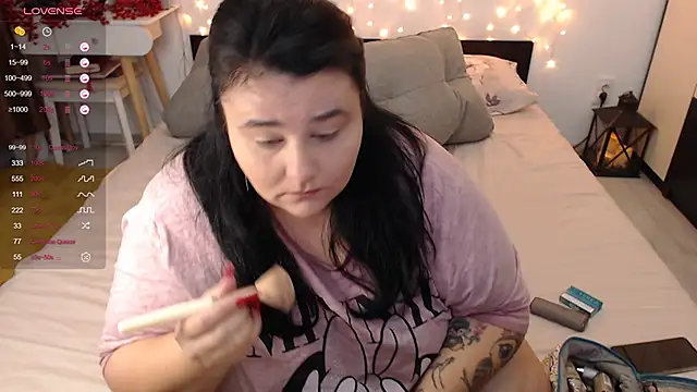 Snapshot of naughtykiss chatting on 8, 12, 2024 naughtykiss online show from 8, 12, 2024