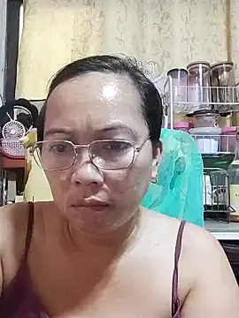 Snapshot of asianwet4u chatting on 4, 3, 2025 asianwet4u online show from 4, 3, 2025