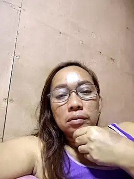 Snapshot of asianwet4u chatting on 25, 10, 2025 asianwet4u online show from 25, 10, 2025