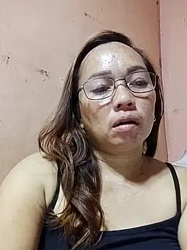 Snapshot of asianwet4u chatting on 8, 11, 2025 asianwet4u online show from 8, 11, 2025