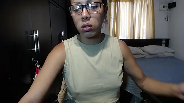 sensual nataliee online show from 3, 3, 2025