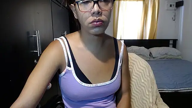 sensual nataliee online show from 4, 3, 2025