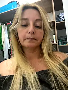 moniquerainx online show from 3, 12, 2025