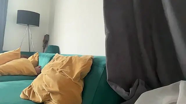 Iris cherry online show from 13, 1, 2026