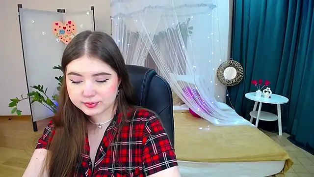 Snapshot of NicoleFoxery chatting on 22, 2, 2025 NicoleFoxery online show from 22, 2, 2025