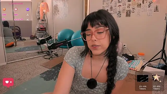Evie-Luna online show from 13, 6, 2026