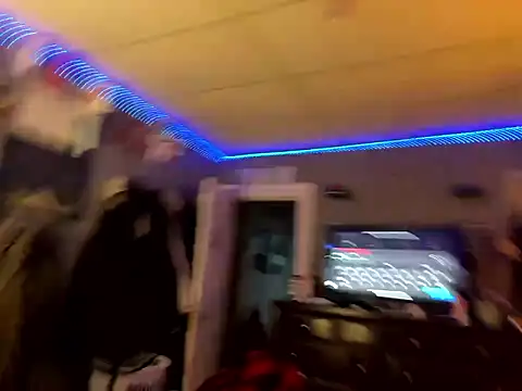 Snapshot of mirandamark2020 chatting on 8, 1, 2026 mirandamark2020 online show from 8, 1, 2026