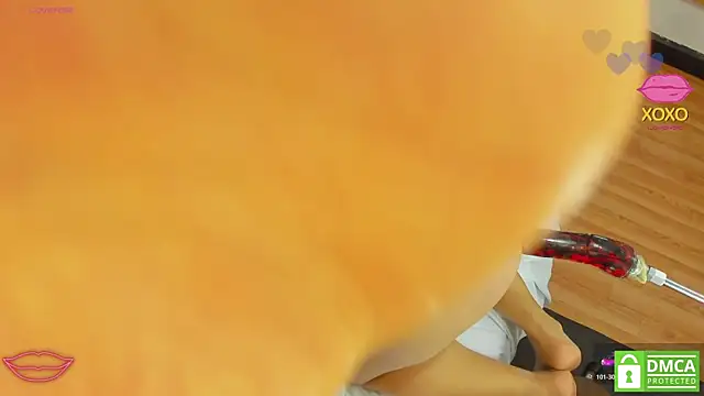 leylla  online show from 25, 4, 2026