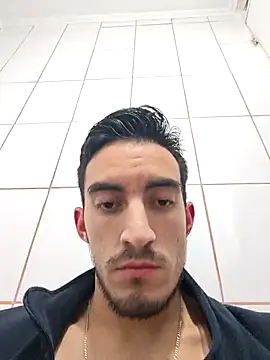 Snapshot of TommyMomentum chatting on 22, 9, 2025 TommyMomentum online show from 22, 9, 2025