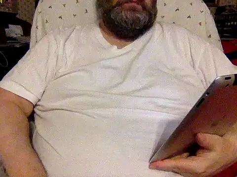 Snapshot of Drwhocares chatting on 4, 12, 2024 Drwhocares online show from 4, 12, 2024