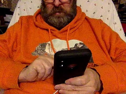 Snapshot of Drwhocares chatting on 6, 12, 2024 Drwhocares online show from 6, 12, 2024