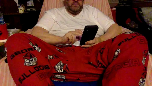 Snapshot of Drwhocares chatting on 8, 2, 2025 Drwhocares online show from 8, 2, 2025