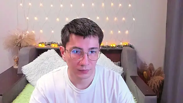 Yumi steve online show from 11, 1, 2025