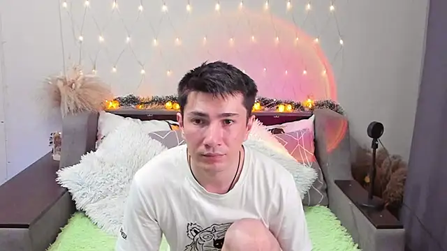 Yumi steve online show from 9, 9, 2025