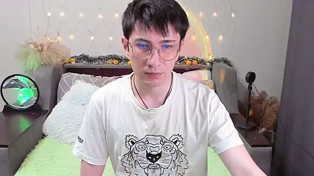 Yumi steve online show from 23, 10, 2025