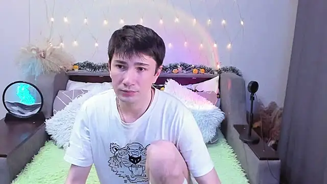 Yumi steve online show from 27, 10, 2025