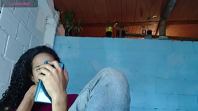 jasminne  online show from 4, 10, 2025