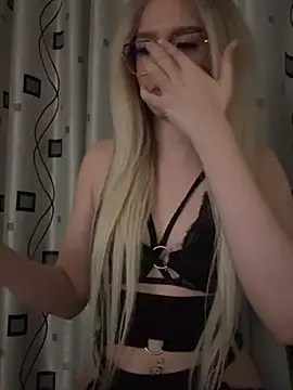 mollyxxx online show from 1, 2, 2025