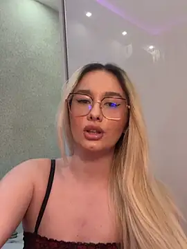 mollyxxx online show from 26, 4, 2026