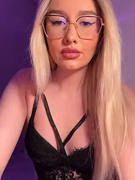 mollyxxx online show from 28, 4, 2026