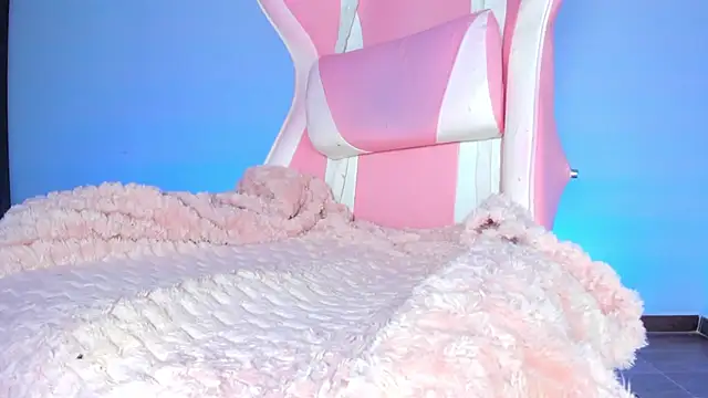 KataFerreira777 online show from 27, 2, 2026