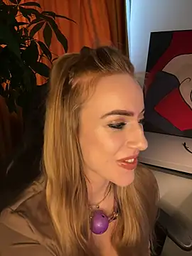 RockQueen A online show from 9, 3, 2025