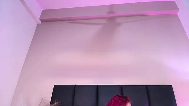 JupiteFox online show from 23, 4, 2026