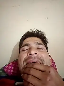 Snapshot of SunnyleoneBG chatting on 31, 12, 2024 SunnyleoneBG online show from 31, 12, 2024