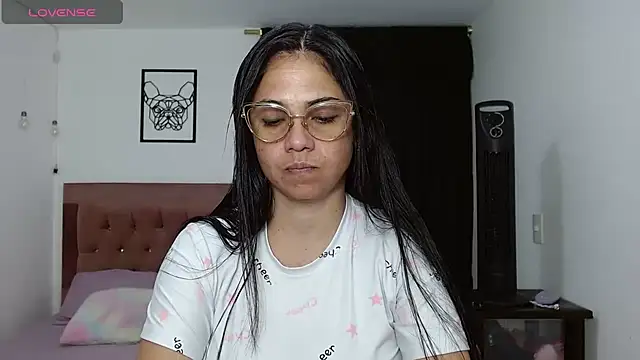 selena ferri online show from 25, 4, 2026