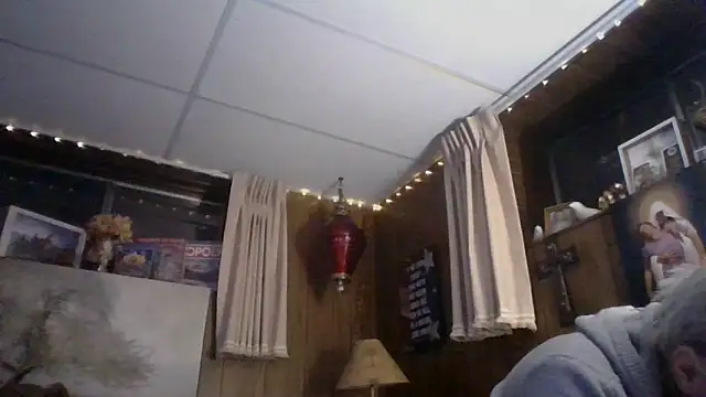 Makowboy online show from 11, 2, 2025