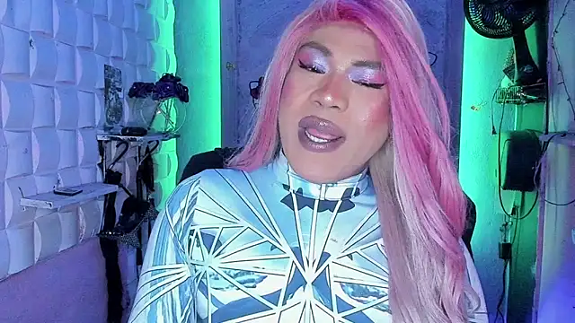 tsviolett online show from 19, 3, 2025