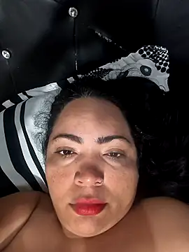 NIKOLE1301 online show from 4, 12, 2025