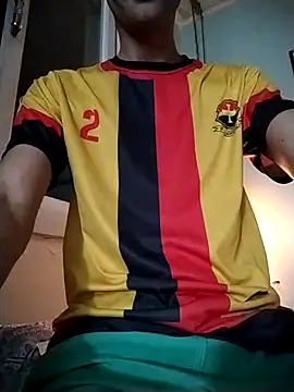 Snapshot of yourboysexy19 chatting on 4, 12, 2025 yourboysexy19 online show from 4, 12, 2025