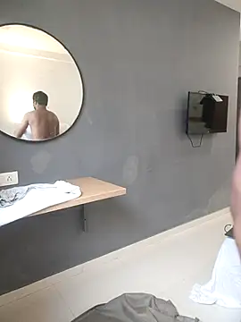 Snapshot of indianbulldelhi chatting on 7, 10, 2025 indianbulldelhi online show from 7, 10, 2025