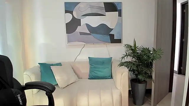 SaraParker  online show from 12, 12, 2024