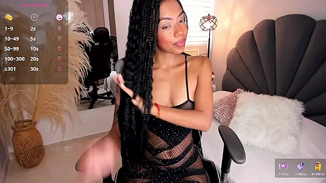 Snapshot of ashley_23_ chatting on 15, 12, 2024 ashley 23 online show from 15, 12, 2024