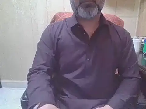 hairymaster95 online show from 13, 4, 2026