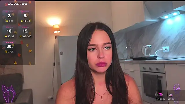 Megan Nilson online show from 19, 12, 2024