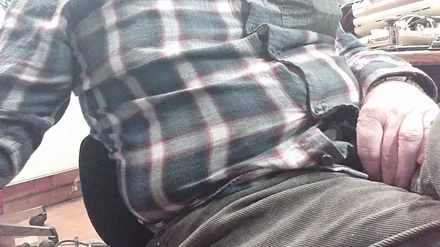 Snapshot of HaraldGermany chatting on 14, 10, 2025 HaraldGermany online show from 14, 10, 2025