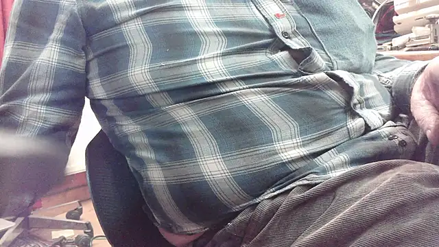 Snapshot of HaraldGermany chatting on 29, 10, 2025 HaraldGermany online show from 29, 10, 2025