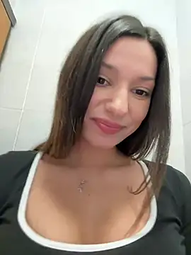  MiaQueen  online show from 15, 3, 2025