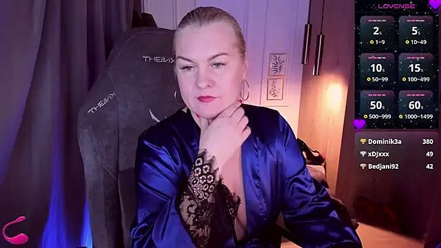 YolandaKiss online show from 26, 2, 2025